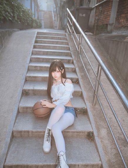 久久精品视频思思_电影免费观看