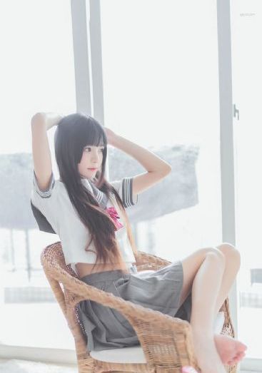 欧美戴帽子时尚街拍_4K高清在线