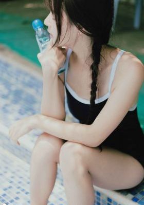 欧美时装秀免费播放_电影免费观看