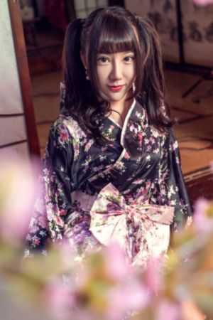 qq欧美情头像情侣_BD英语免费在线播放