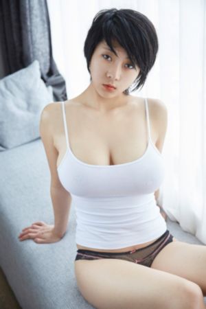 日韩饰品包装设计_青苹果乐园免费高清观看