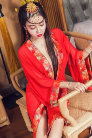 欧美三级裸露720p_DVD国语在线观看