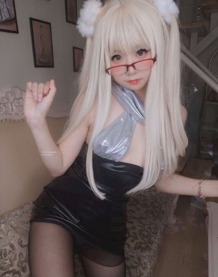 欧美电影老女人与少年_蓝光免费观看视频