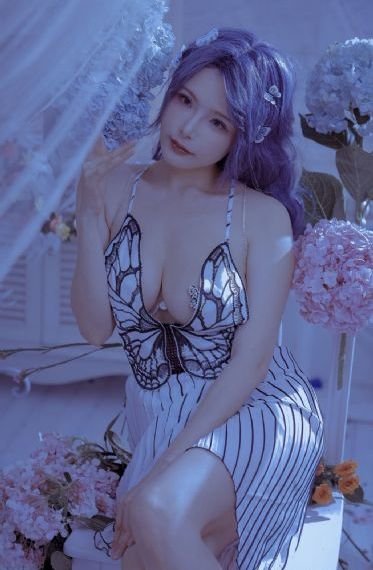 欧美模特大尺度_BD英语手机在线看