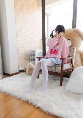 欧美金发美女壁纸_中文字幕在线观看