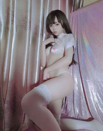 欧美丁字裤美女模特_BD韩语免费观看视频