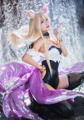 欧美女生街拍图片_在线观看免费电影