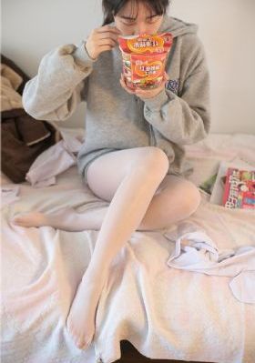 久久青青热视频精品屋_BD完整在线观看